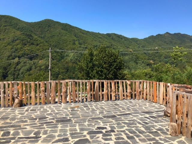 Bed and Breakfast Casa Balsamo Borzonasca Exterior foto